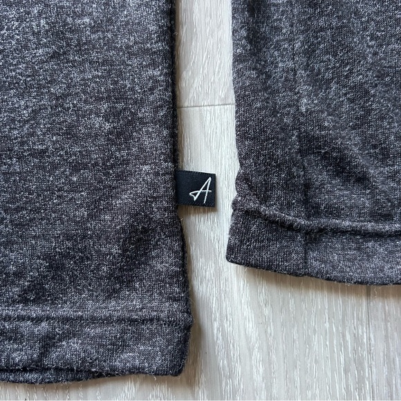 Andrew Christian | Bespoke Long Sleeve V-Neck Shirt in Charcoal (Medium) - Picture 5 of 16